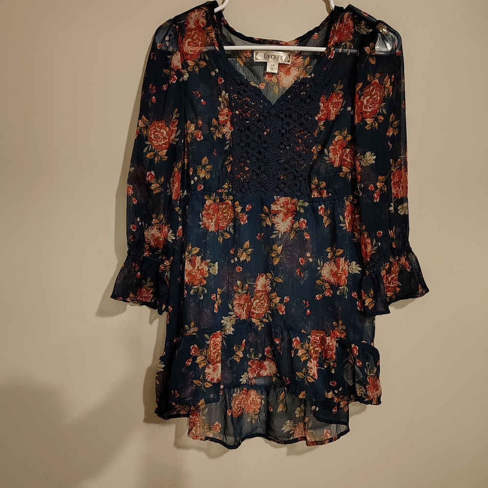 Decree Navy Floral Crochet V-Neck Tunic Top